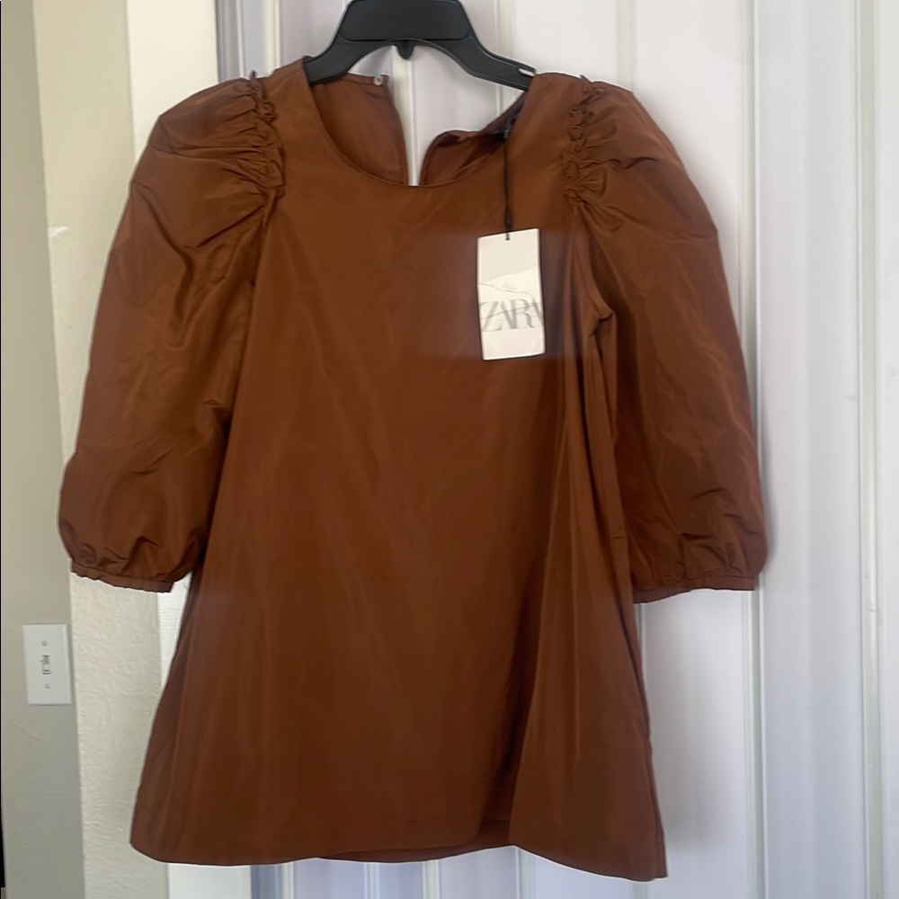 Zara Brown Puff Sleeve blouse size s elegant with pockets